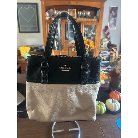 Kate Spade New York Jackson Street Hayley Leather Satchel Women's EUC - Picture 6 of 10